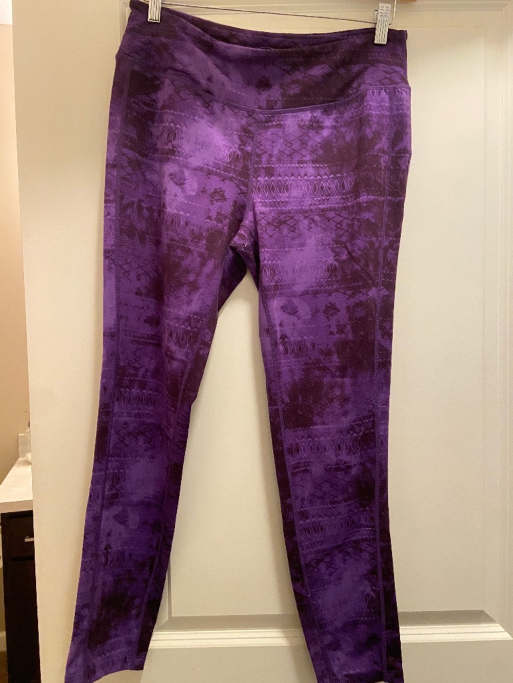 Women's purple leggings.